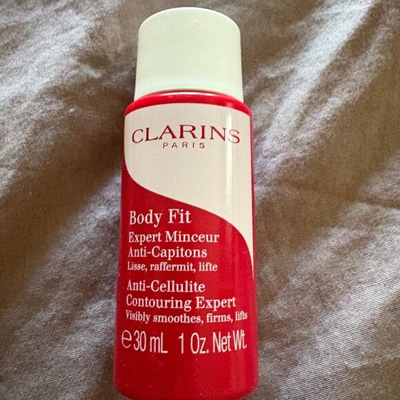 Clarins 7 Piece Skincare Set with Bag - Picture 5 of 9